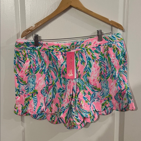 Lilly Pulitzer Pink Scalloped Knit Unicorn of the Sea Shorts - Picture 6 of 8